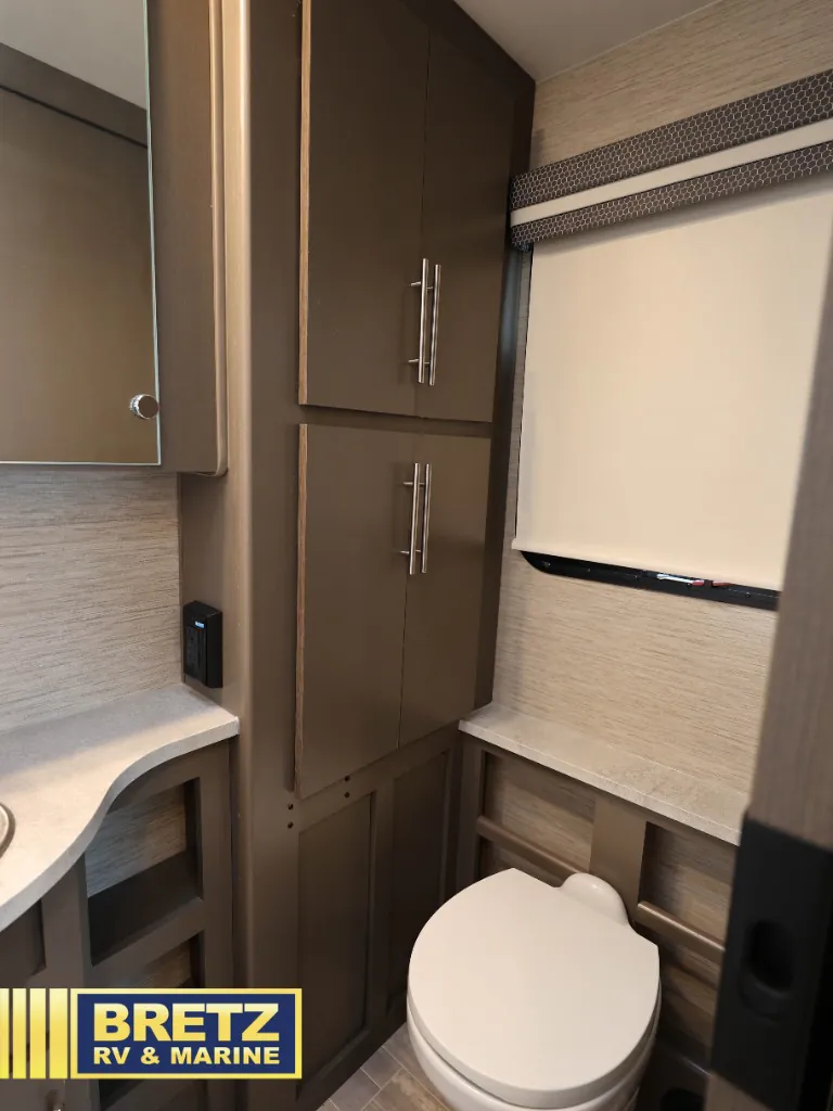2023 Thor Motor Coach Axis 24.3, Photos photo 13