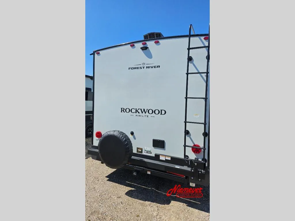 2026 Forest River Rockwood Mini Lite 2513S - Photo 4