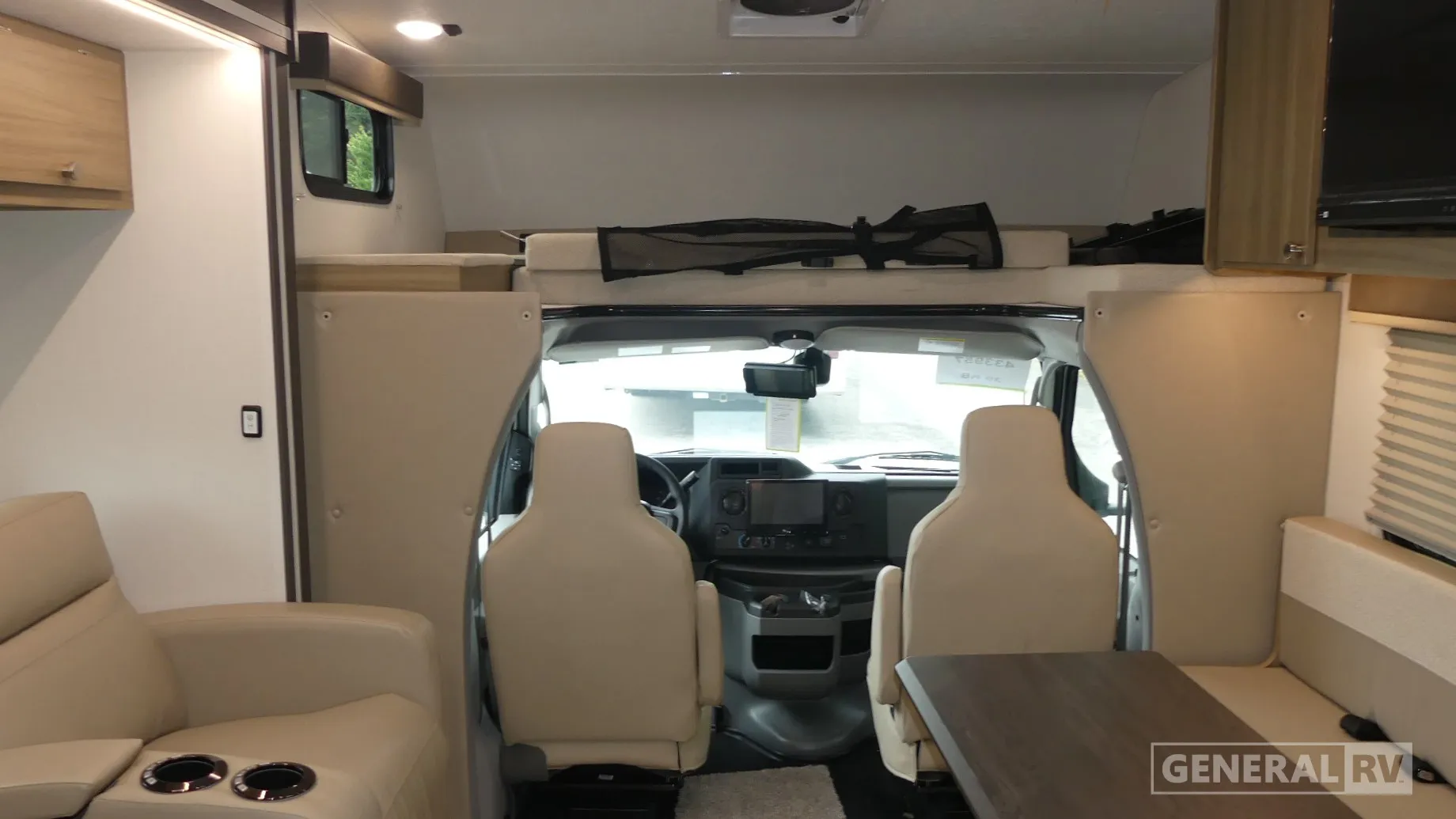 2026 Coachmen Freelander 30KB - Photo 3