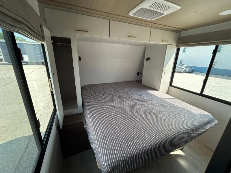 2027 Forest River Vibe 2900KB, Photos photo 27