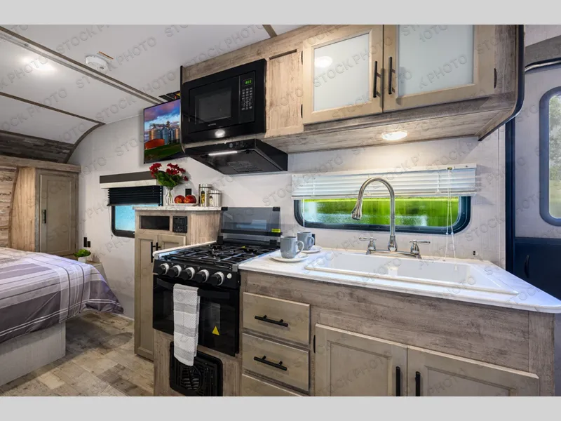 2026 Gulf Stream RV Ameri-Lite Ultra Lite 20RBS - Photo 4