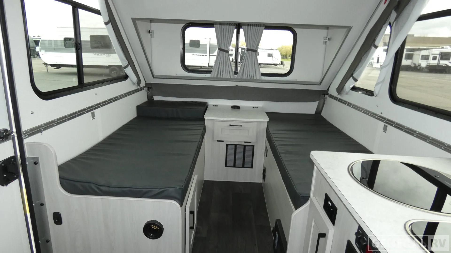 2026 Aliner Classic TWIN BED - Photo 3