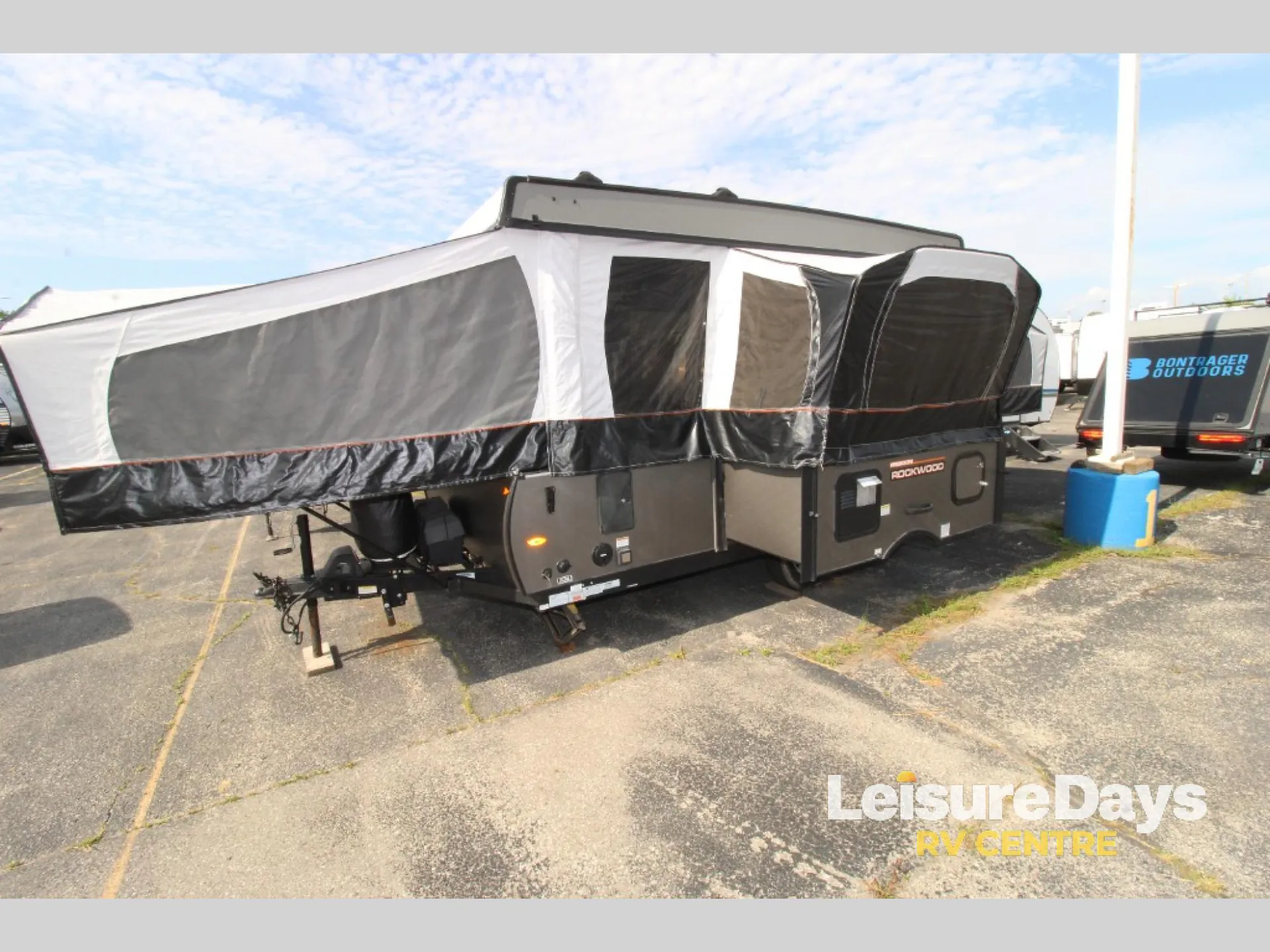 2023 Forest River Rockwood Freedom 2318G — Photo 5