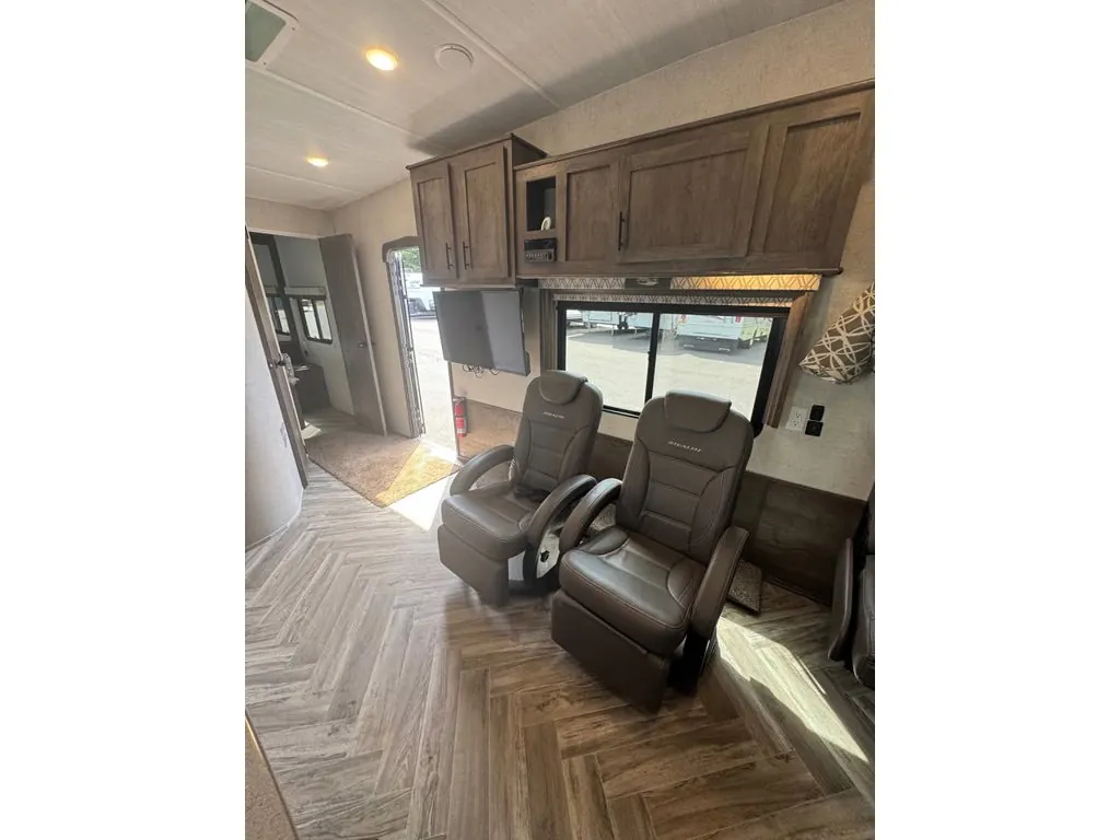 2021 Forest River Stealth FQ2413G, Photos photo 10
