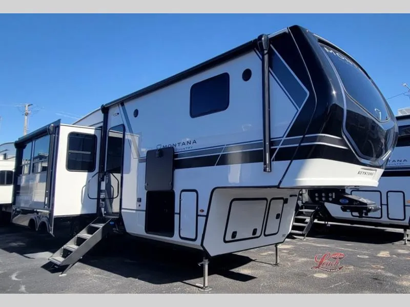 2026 Keystone Montana High Country 295RL - Photo 4