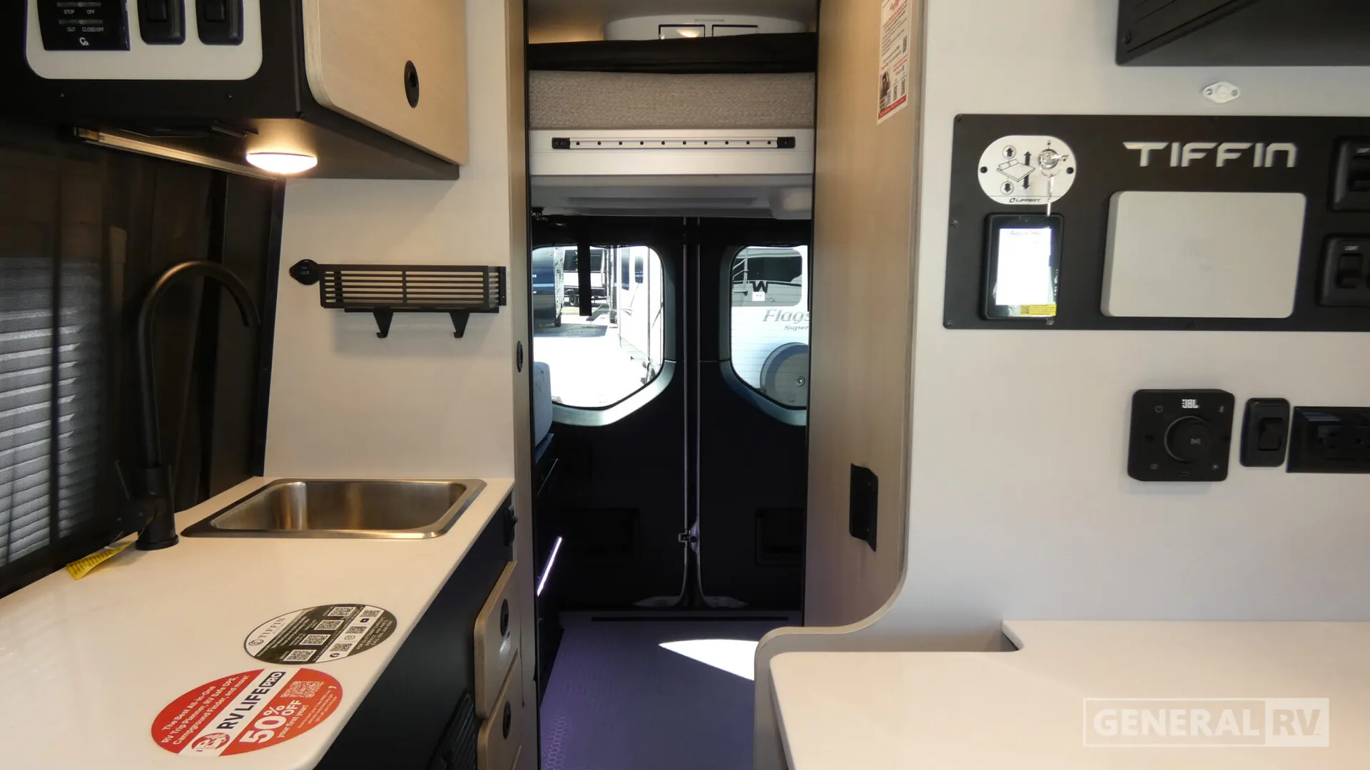 2026 Tiffin GH1 19AV - Photo 3