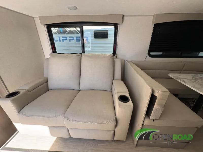 2026 Coachmen Clipper 6K Series 25RB - Photo 4