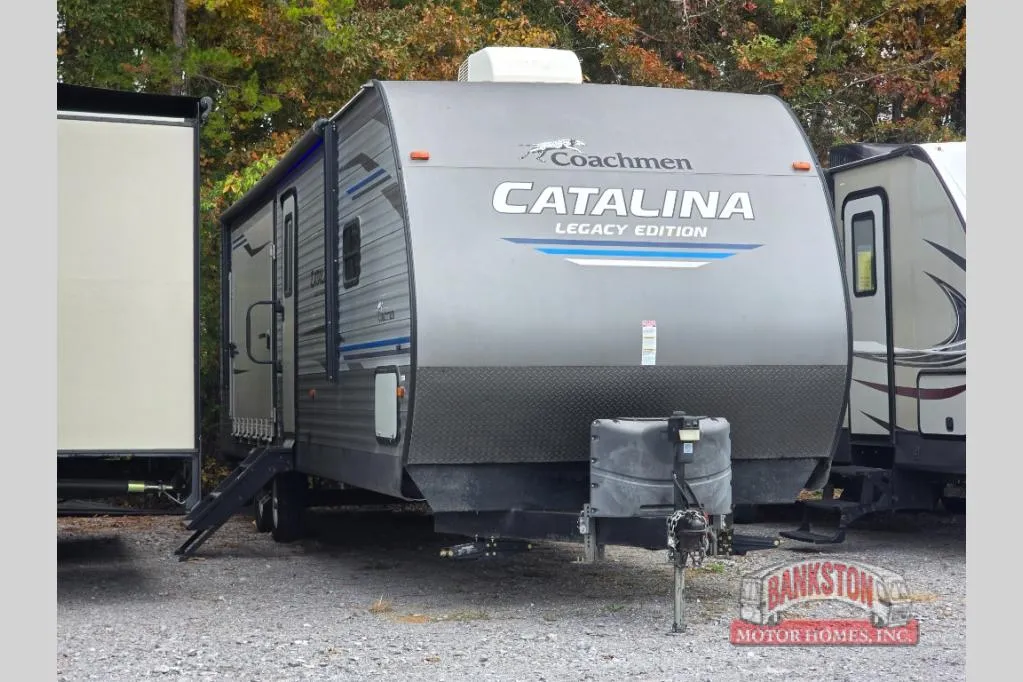 2019 Coachmen Catalina Legacy 303RKP - Photo 2