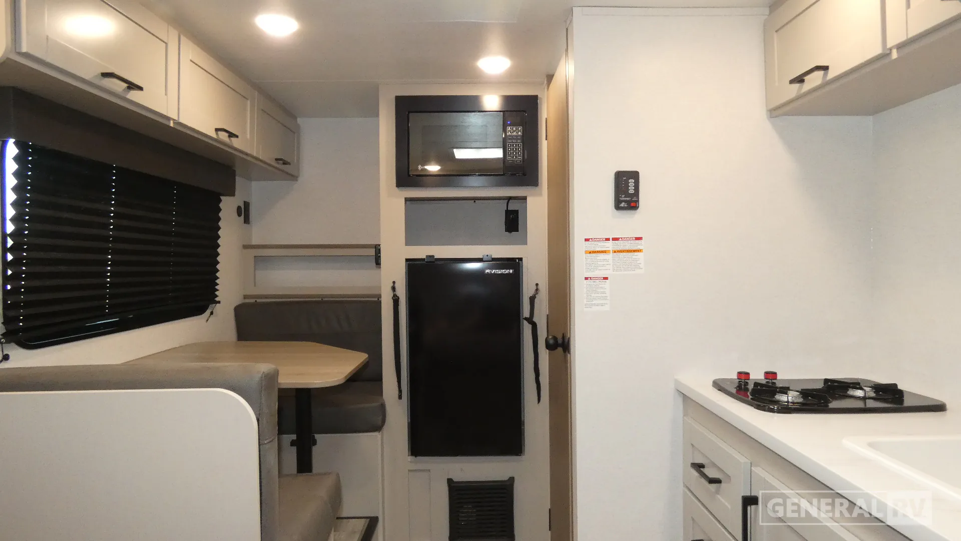 2027 Jayco Jay Flight SLX 130RD - Photo 3