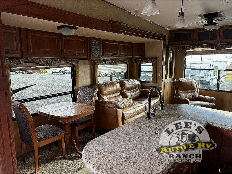 2012 Heartland Bighorn 3185RL - Photo 3