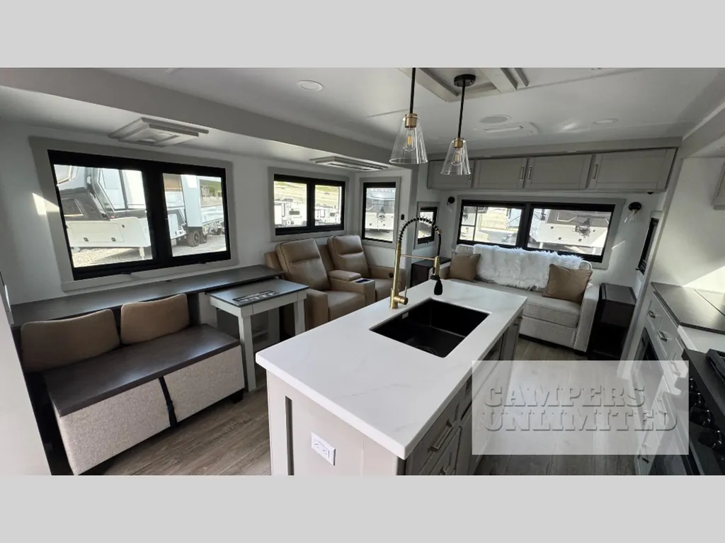 2026 Brinkley Model Z 297, Photos photo 9
