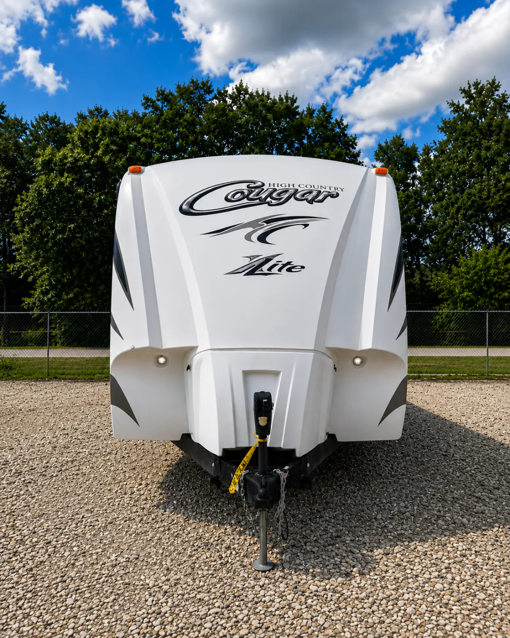2015 Keystone Cougar XLite 33RES, Exterior photo 3