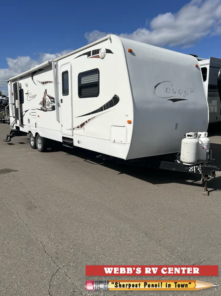 2011 Keystone Cougar 302RLS - Photo 2