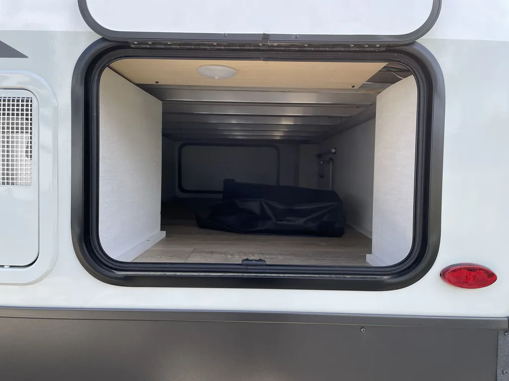 2026 Forest River Flagstaff Micro Lite 25FKB, Photos photo 10