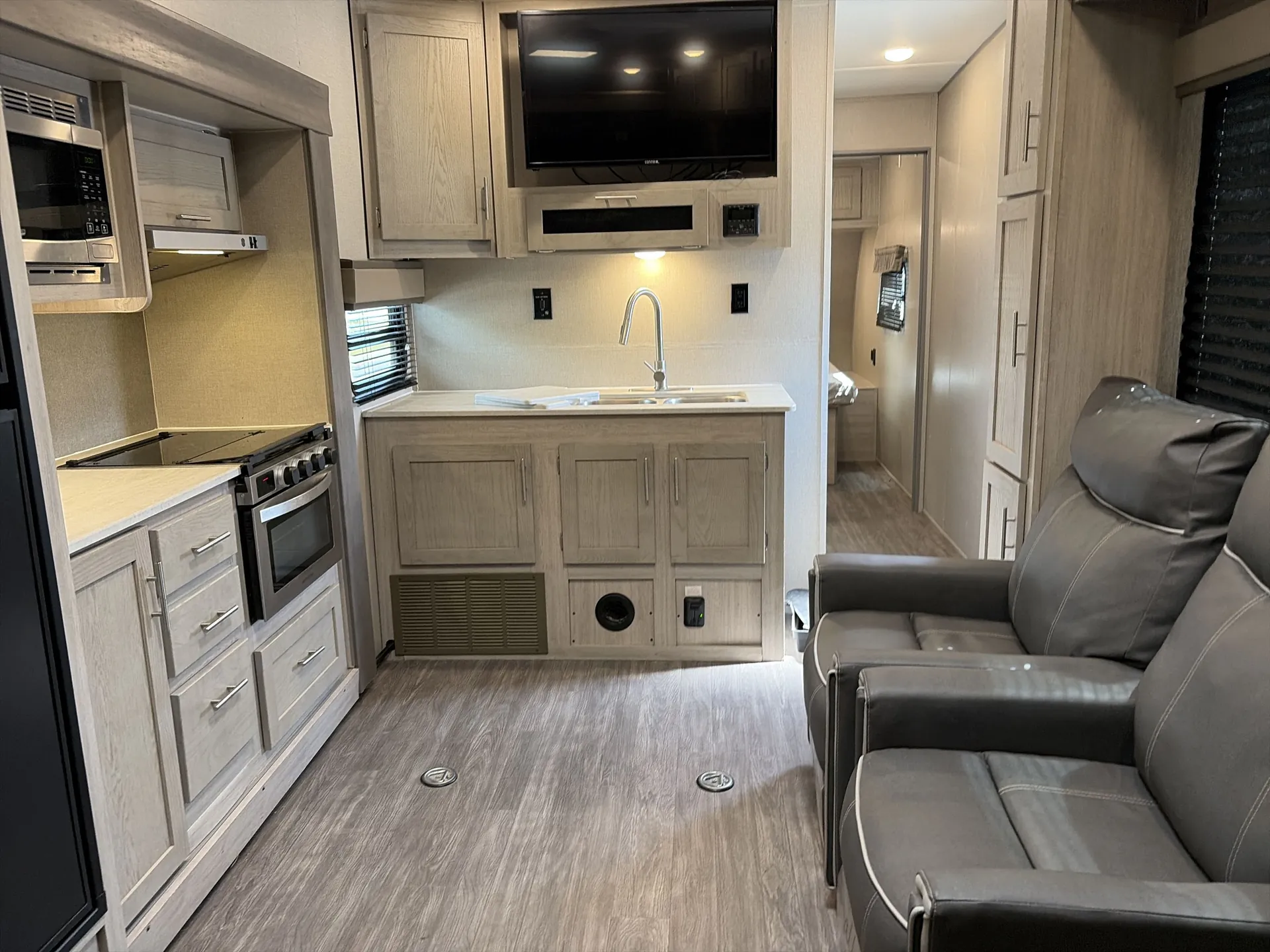 2022 Forest River Aurora 28ATH — living area main