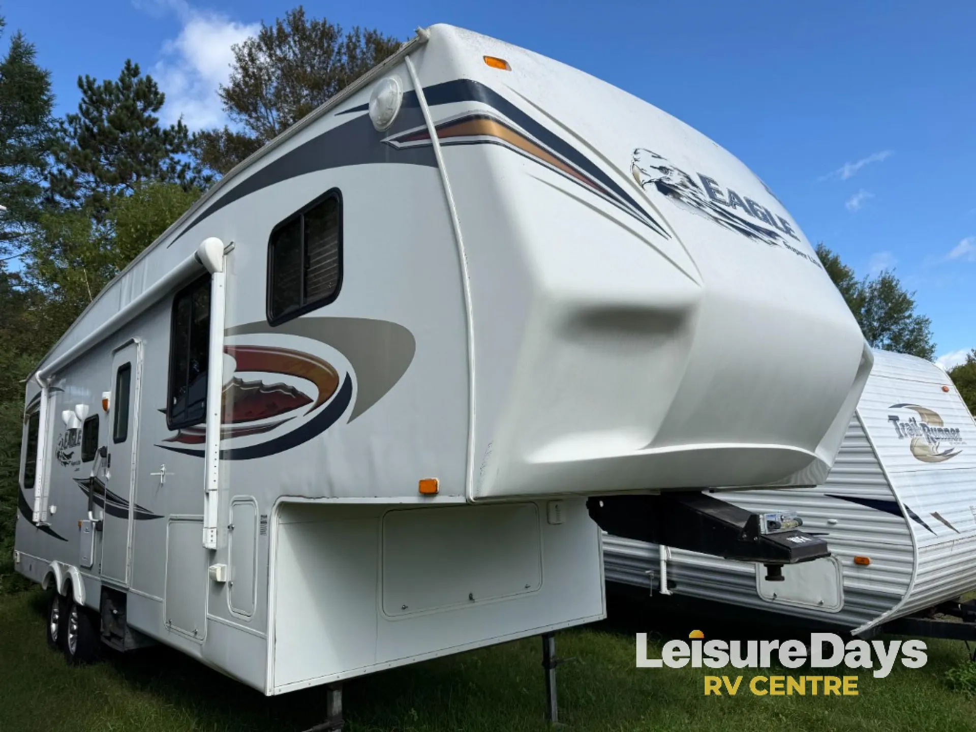 2012 Jayco Eagle 30.5RLS - Photo 3