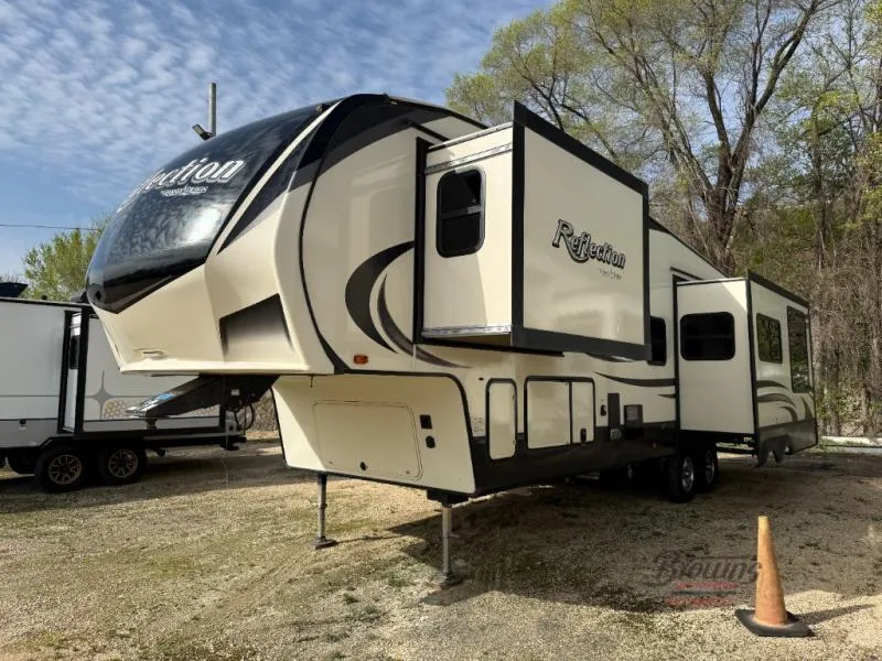 2019 Grand Design Reflection 320MKS - Photo 4