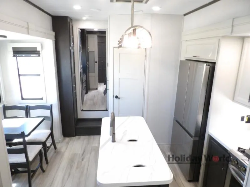 2026 Keystone Alpine 3710FL - Photo 4