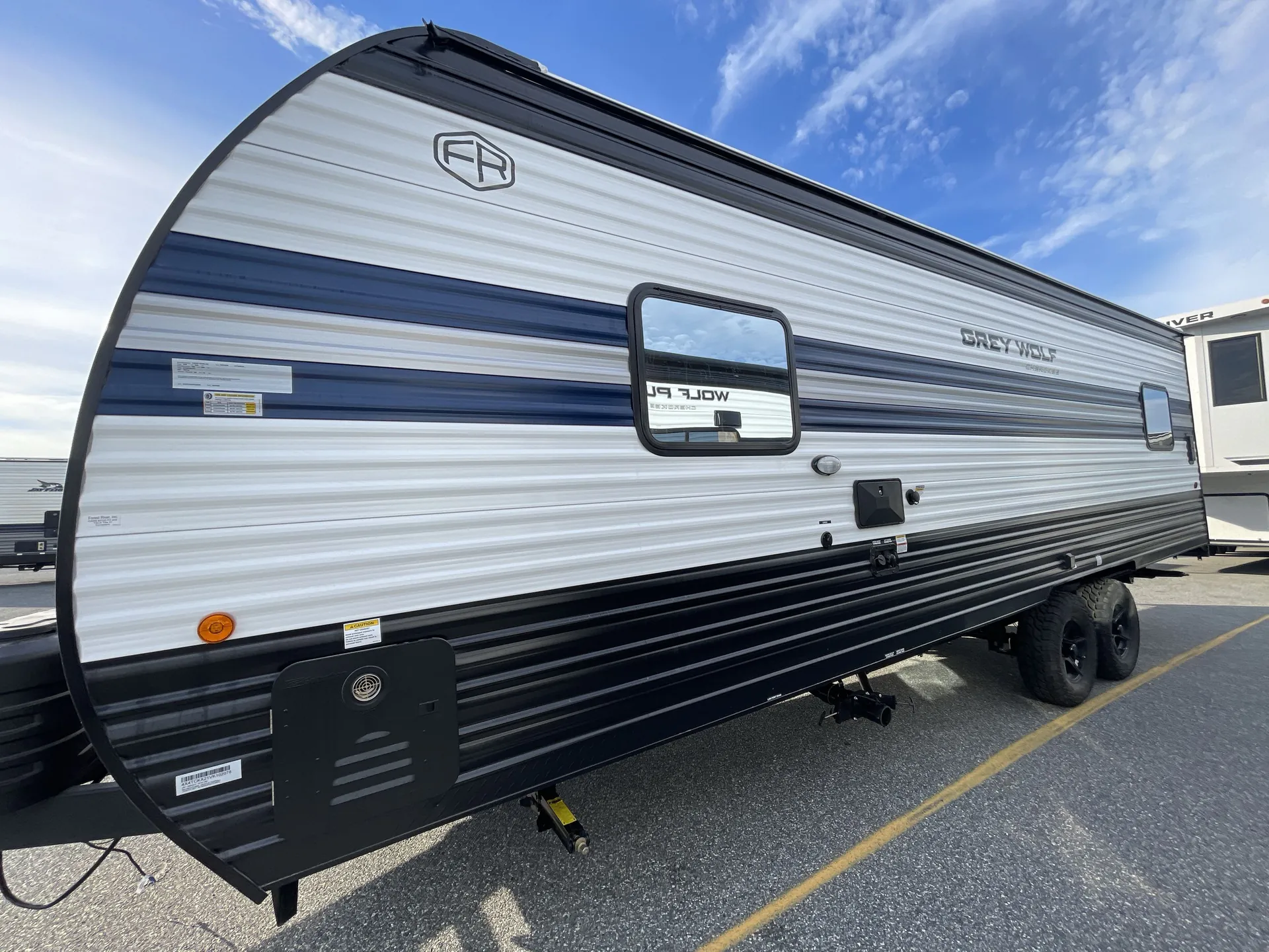 2027 Forest River Cherokee Grey Wolf 22RR — backside