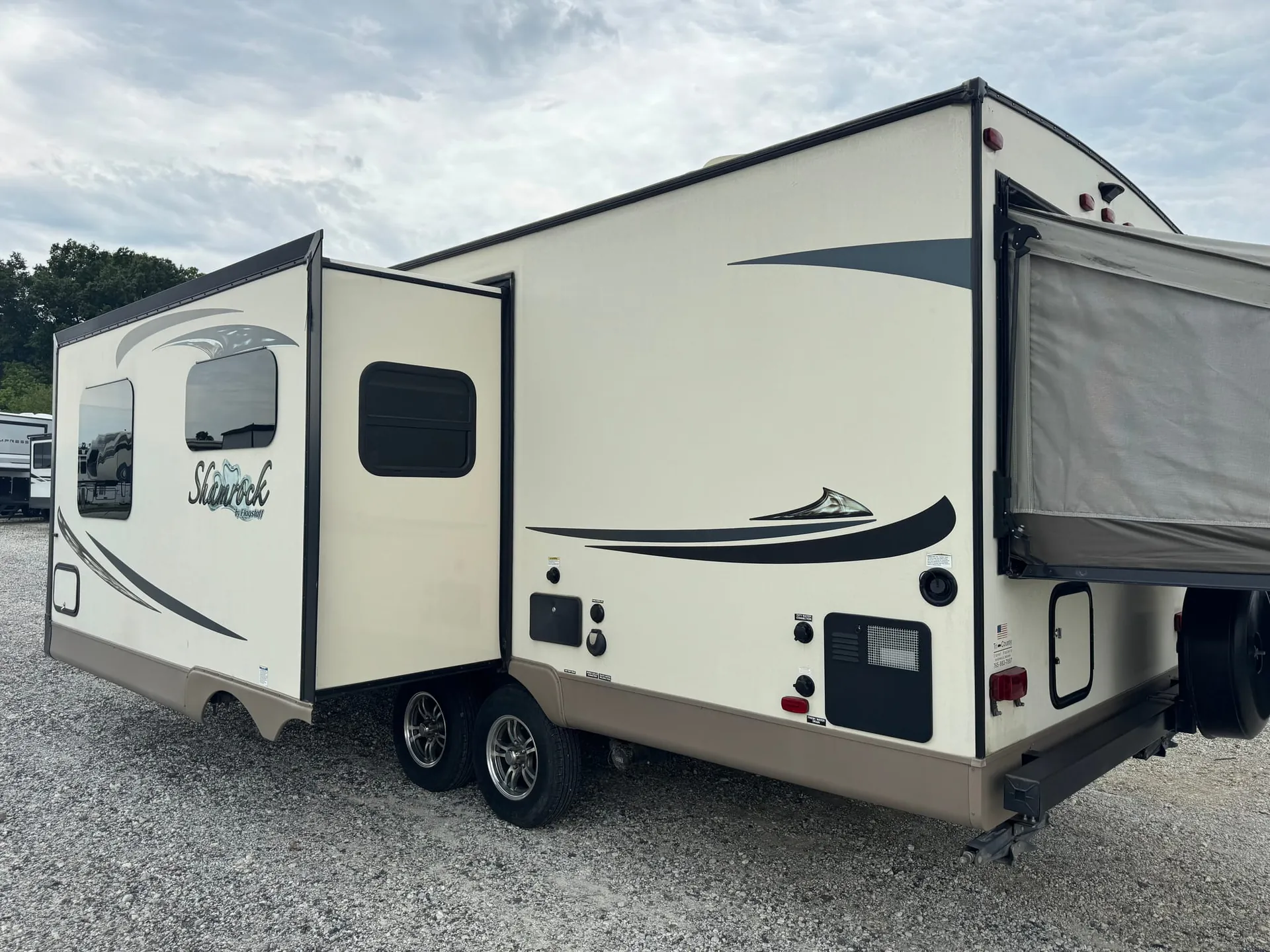 2017 Forest River RV Flagstaff Shamrock 23IKSS — Photo 5
