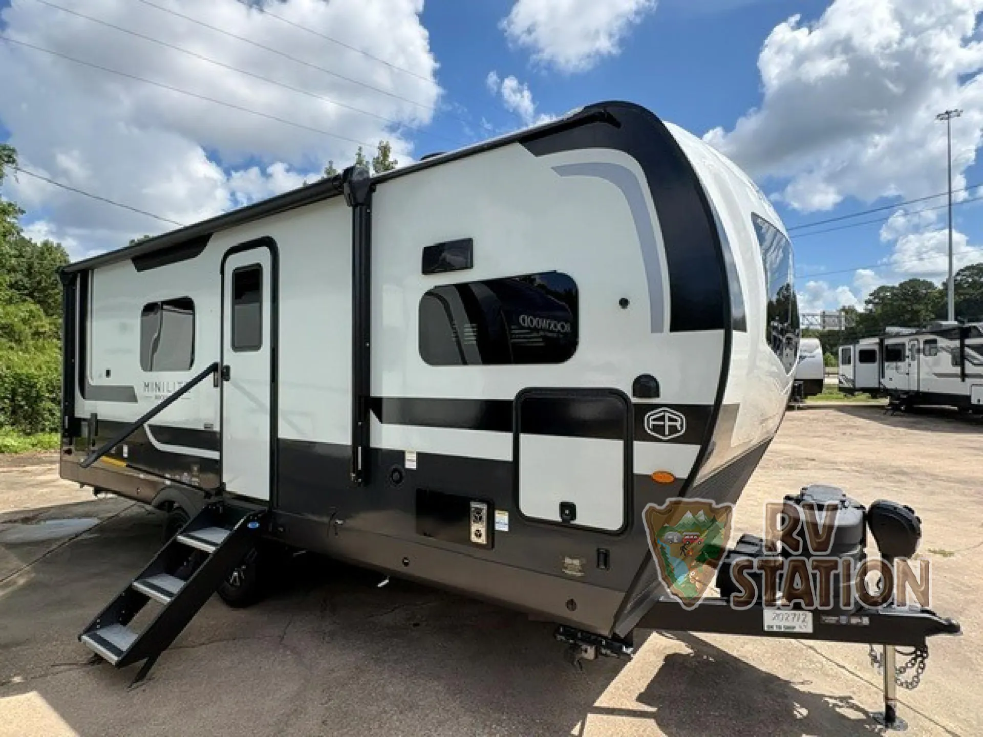 2027 Forest River Rockwood Mini Lite 2523MBR