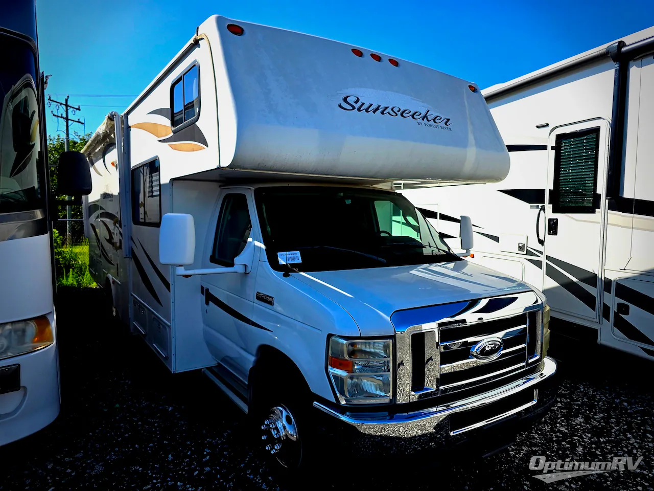 2012 Forest River Sunseeker 2860DS - Photo 2