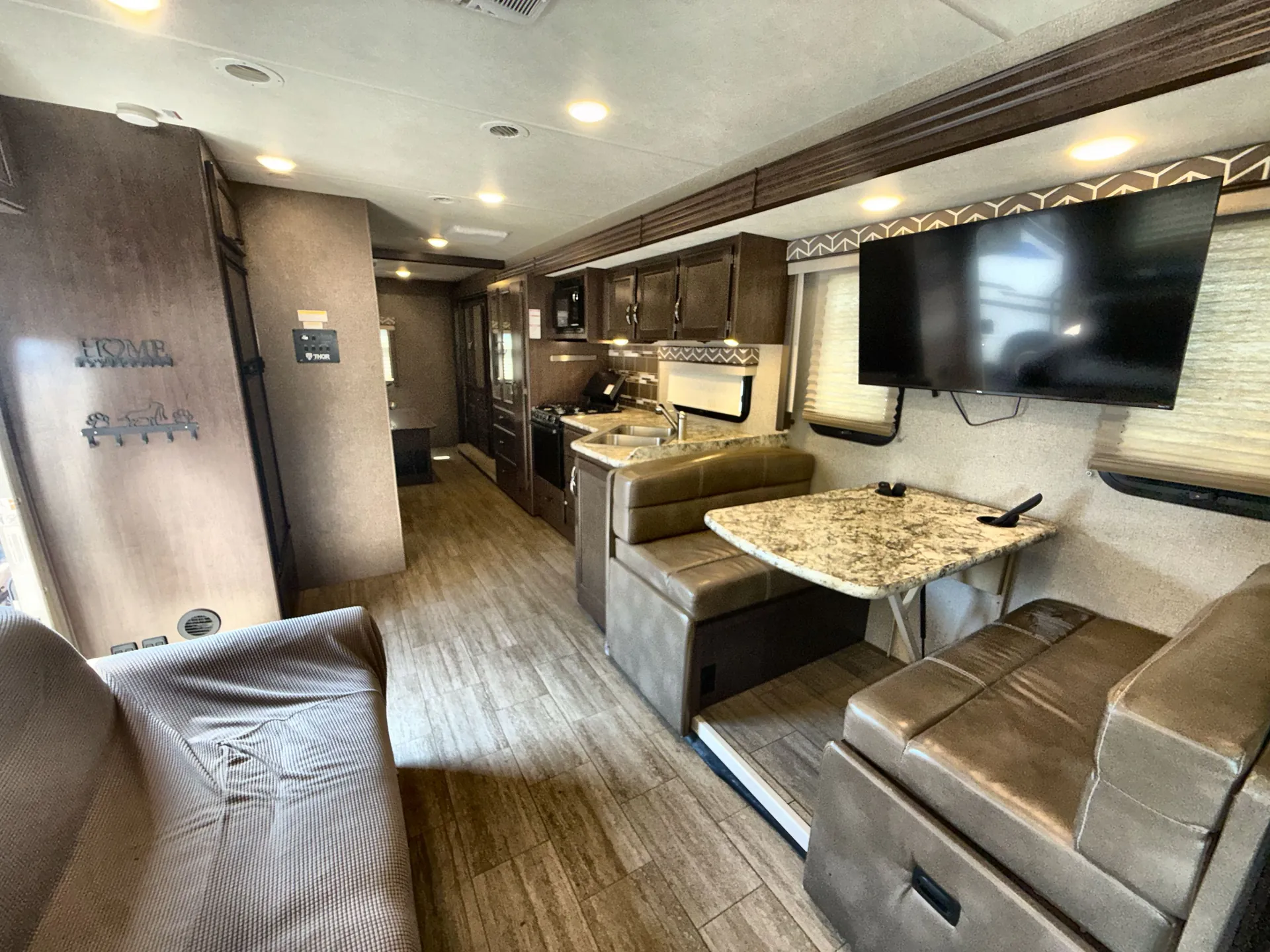 2019 Thor Motor Coach Freedom Traveler A30 — living area main