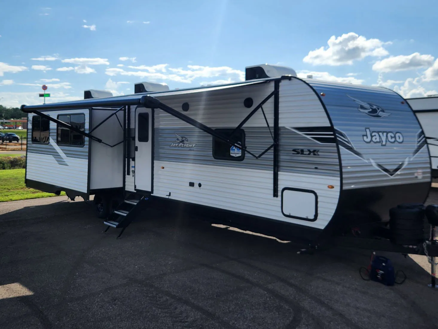 2026 Jayco Jay Flight SLX 334RTS - Photo 3