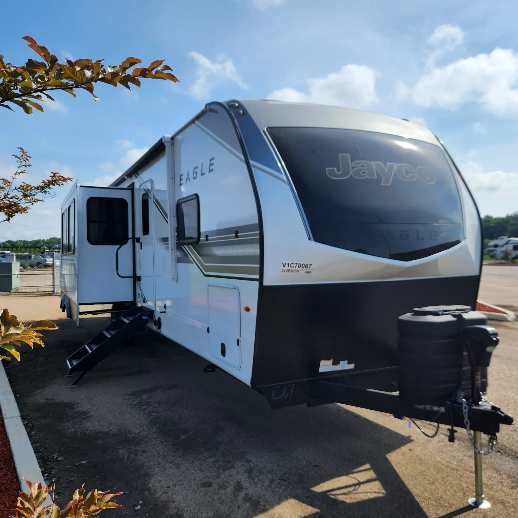 2027 Jayco Eagle HT 312BHOK - Photo 2