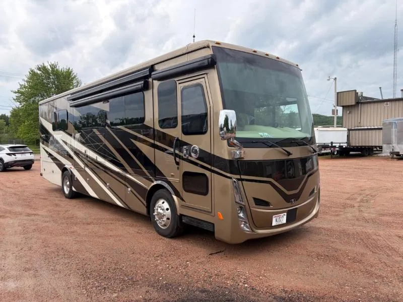 2024 Tiffin Allegro Breeze 33 BR - Photo 2