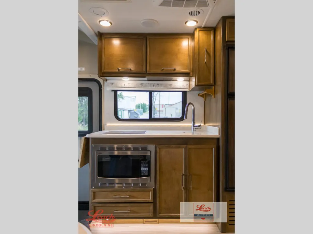 2018 Tiffin Wayfarer 24 FW, Photos photo 12