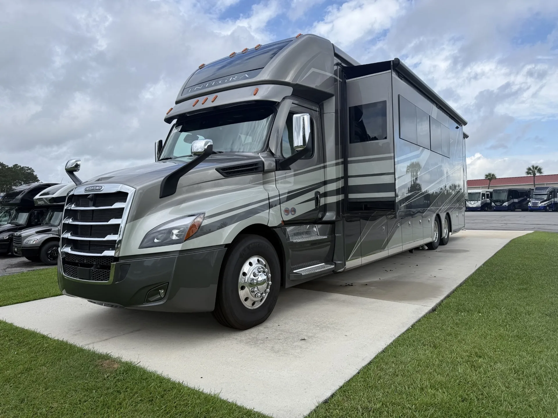 2026 Entegra Coach Centurion 45D - Photo 3