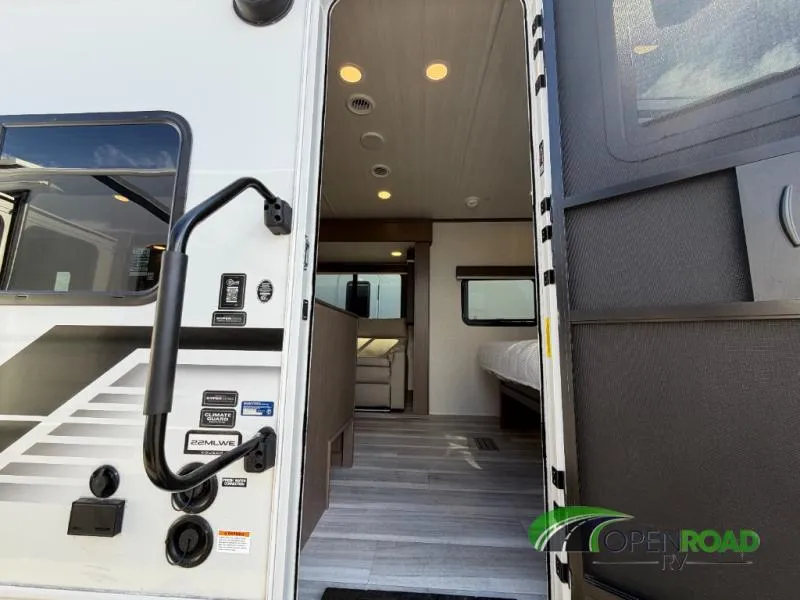 2026 Keystone Cougar Western Elevation 22MLWE - Photo 3