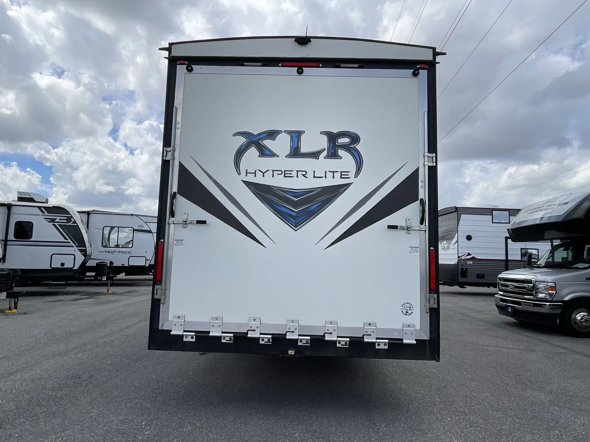 2020 Forest River XLR Hyperlite 31HFX — backside