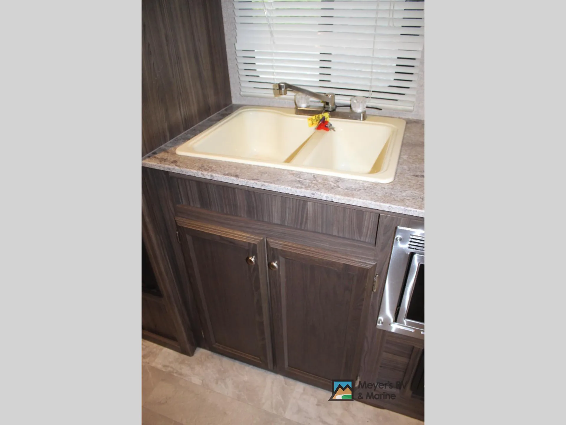 2018 Coachmen Apex Nano 213RDS - Photo 4