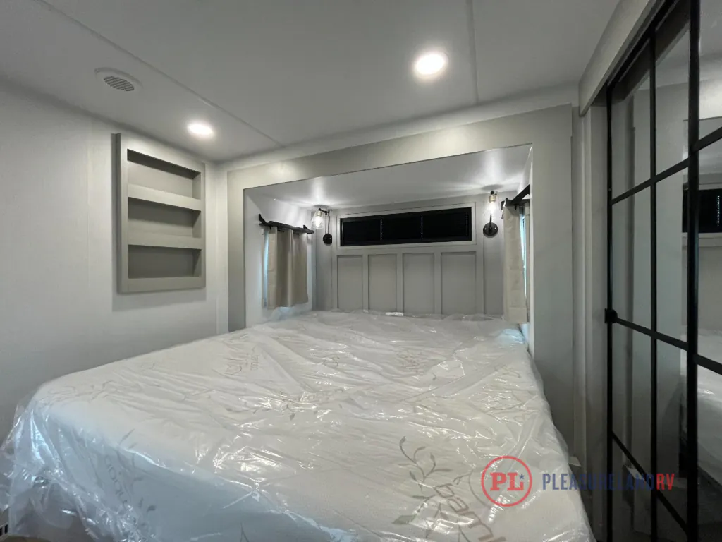 2026 Brinkley Model G 3970, Photos photo 34