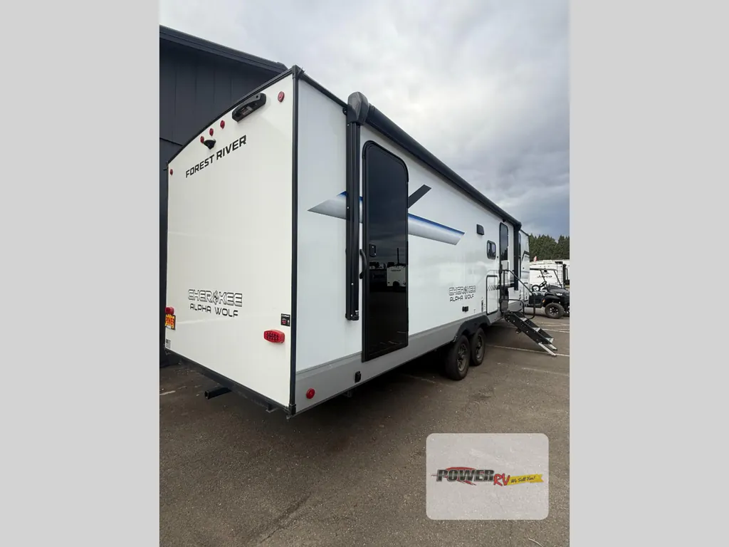 2025 Forest River Cherokee Alpha Wolf 26DBH, Photos photo 6