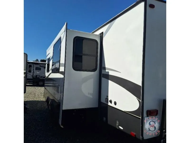 2015 Forest River RV Wildcat Maxx 26BHS - Photo 3