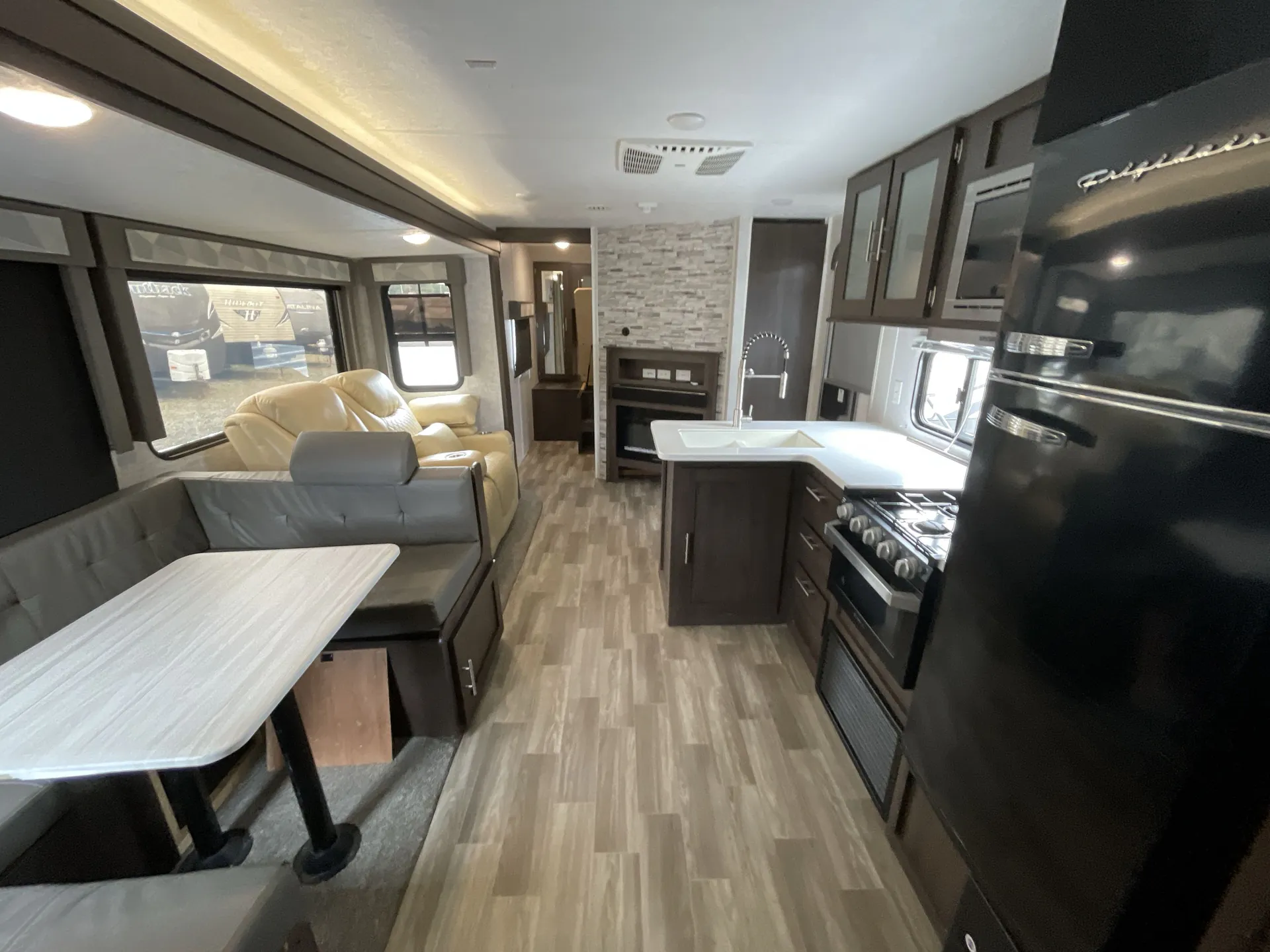 2020 Forest River Salem 26DBUD — living area main