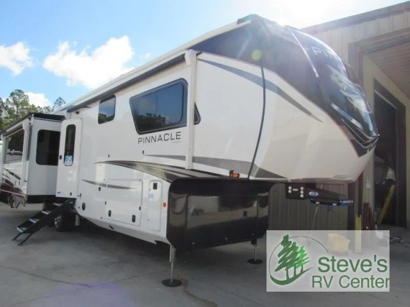 2025 Jayco Pinnacle 38KPTS - Photo 2