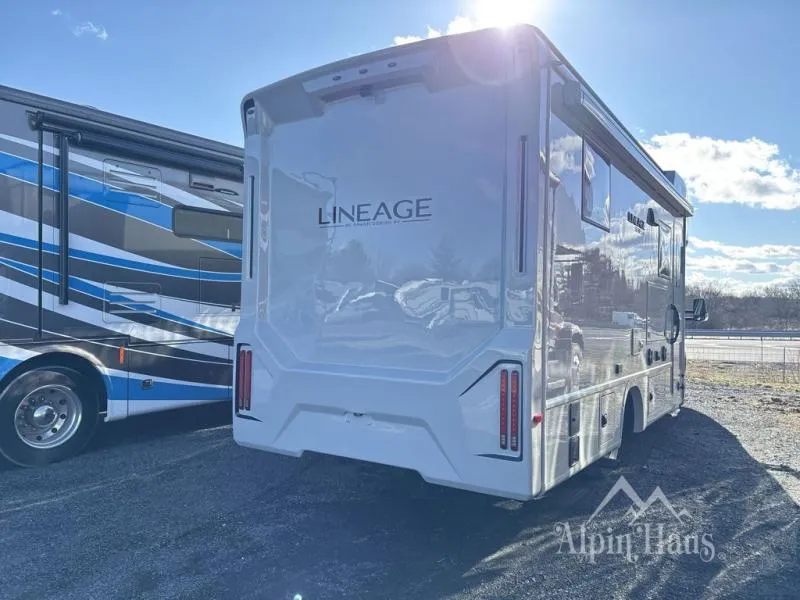 2026 Grand Design Lineage Series M 25FW - Photo 3