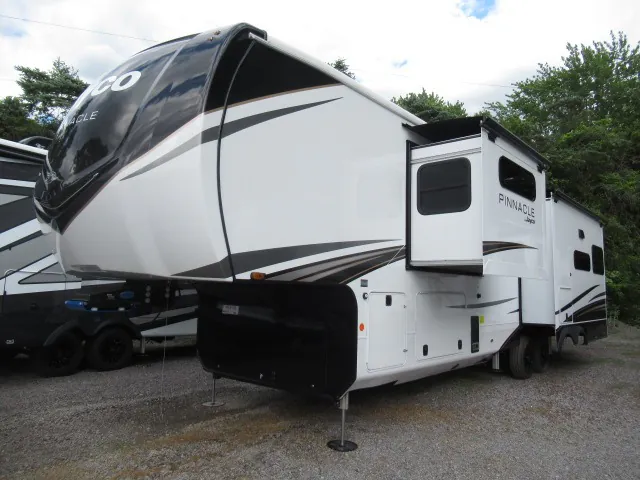 2026 Jayco Pinnacle 36FBTS, Photos photo 4