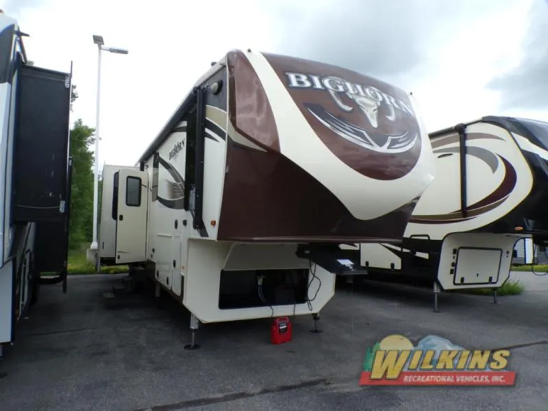 2017 Heartland Bighorn 3970RD - Photo 2