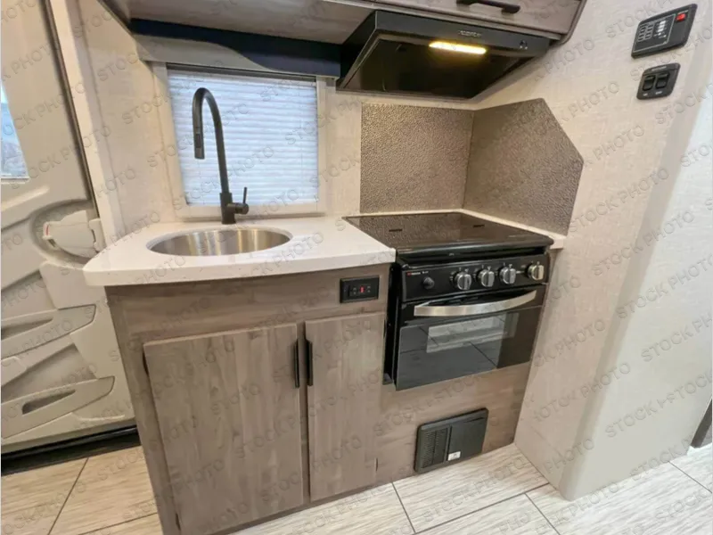 2026 Lance Lance Travel Trailers 1575 - Photo 4