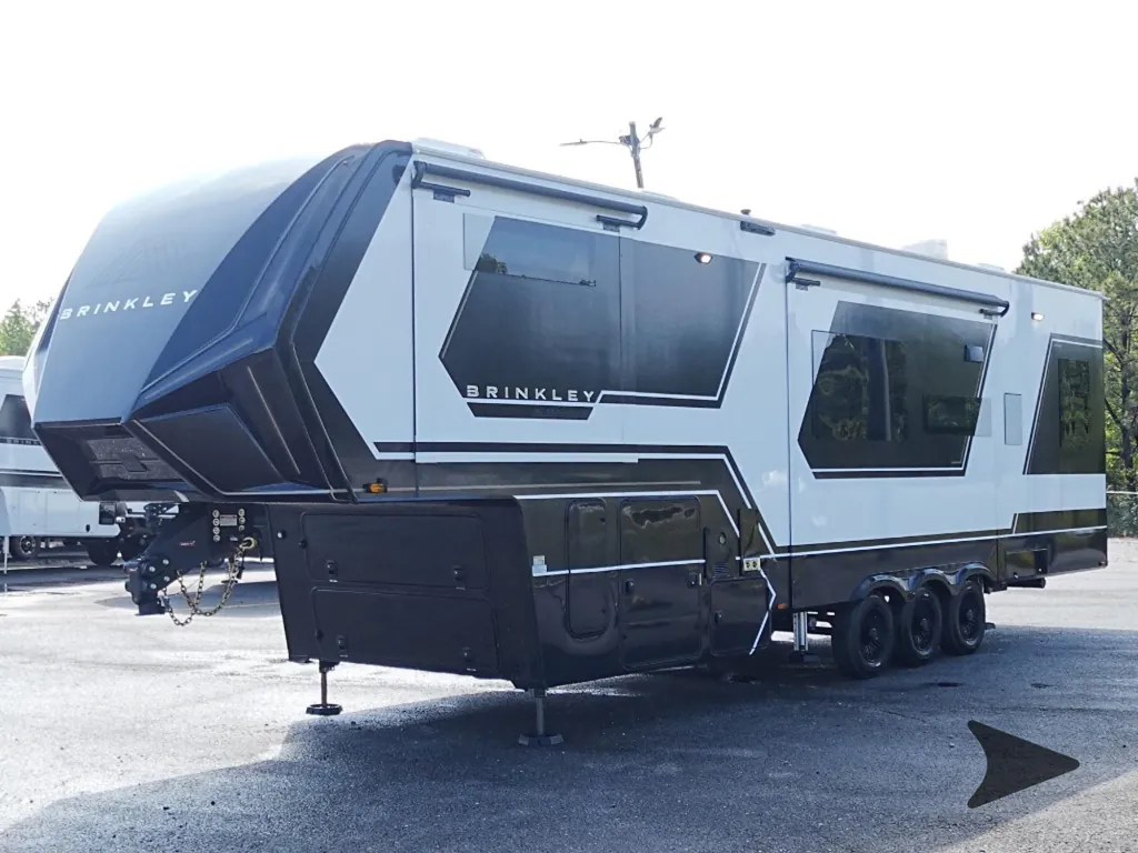 2025 Brinkley Model G 3250, Photos photo 8