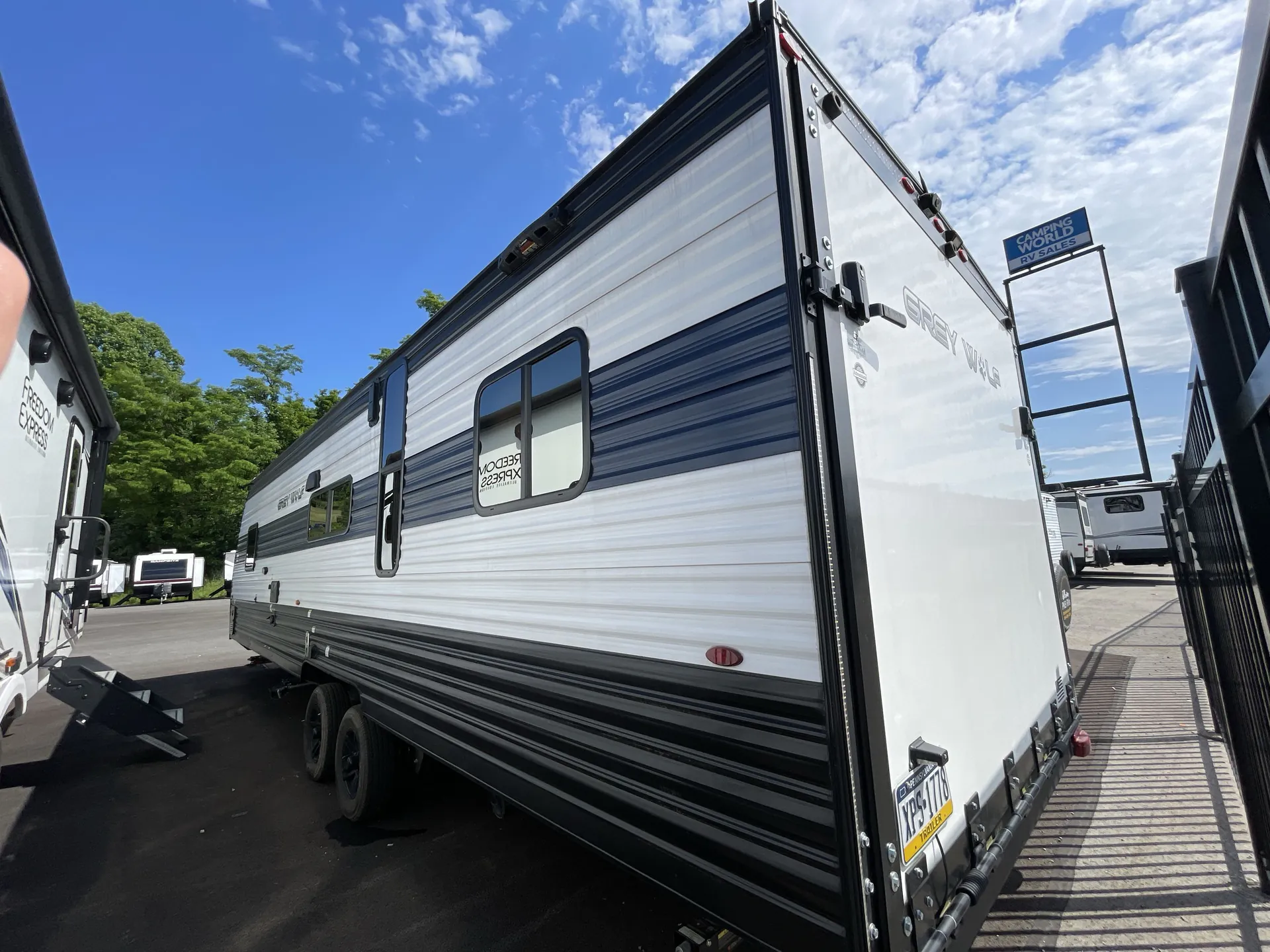 2023 Forest River Cherokee Grey Wolf 26MBRR — off campside