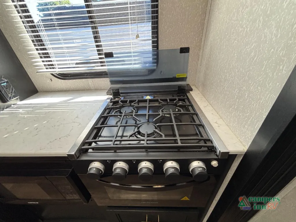 2022 Forest River Cherokee 304BH, Photos photo 39