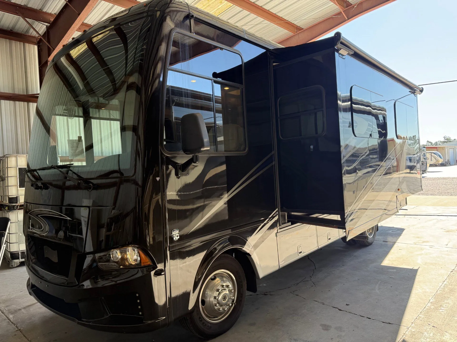 2020 Newmar Bay Star Sport 2702 - Photo 3
