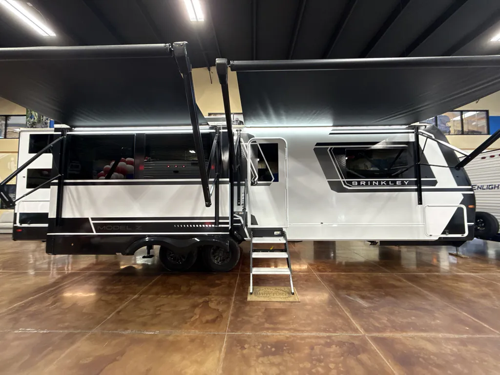 2025 Brinkley Model Z AIR 295, Photos photo 37