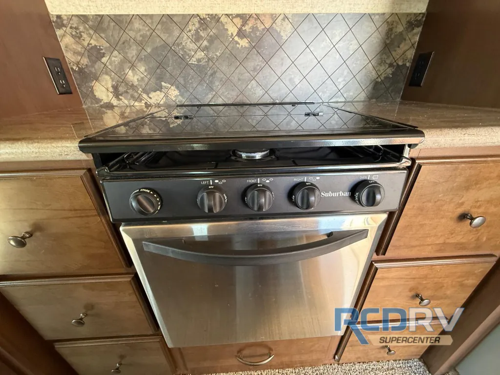 2016 Forest River Sandpiper 35ROK, Photos photo 15